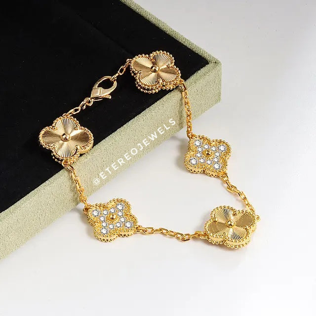 Clover Bracelet with Cz Etereo