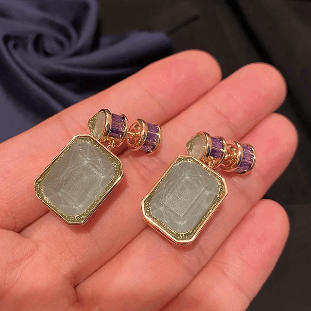 Jade Earrings - 3 cm