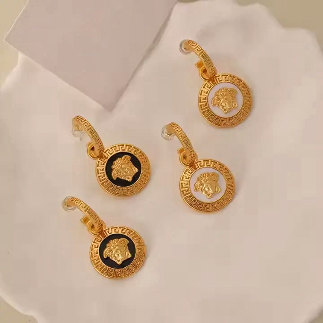 V Earrings Etereo