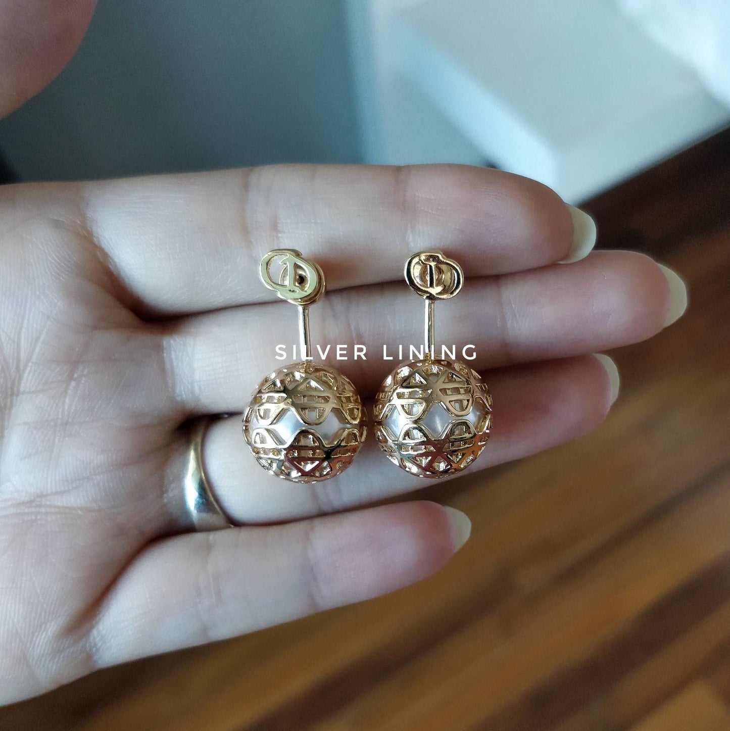Silver Lining Jewellery Pearl Earrrings Etereo cd Silver Lining Jewellery