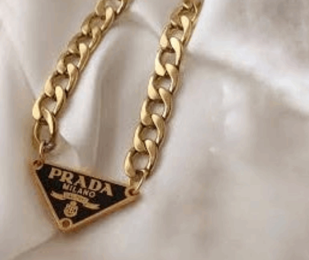 P Necklace Etereo