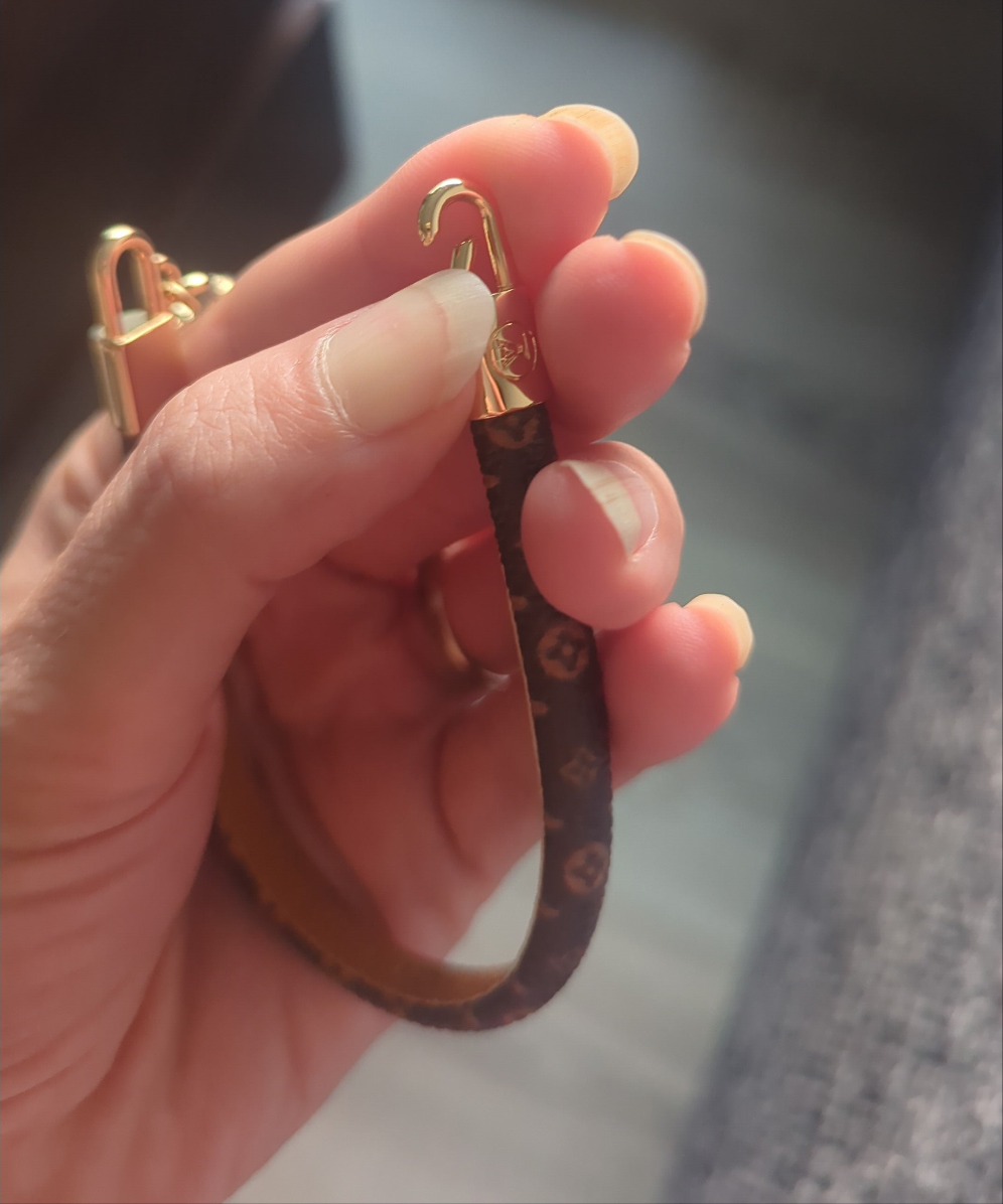 L Leather Bracelet Etereo Heart Lock