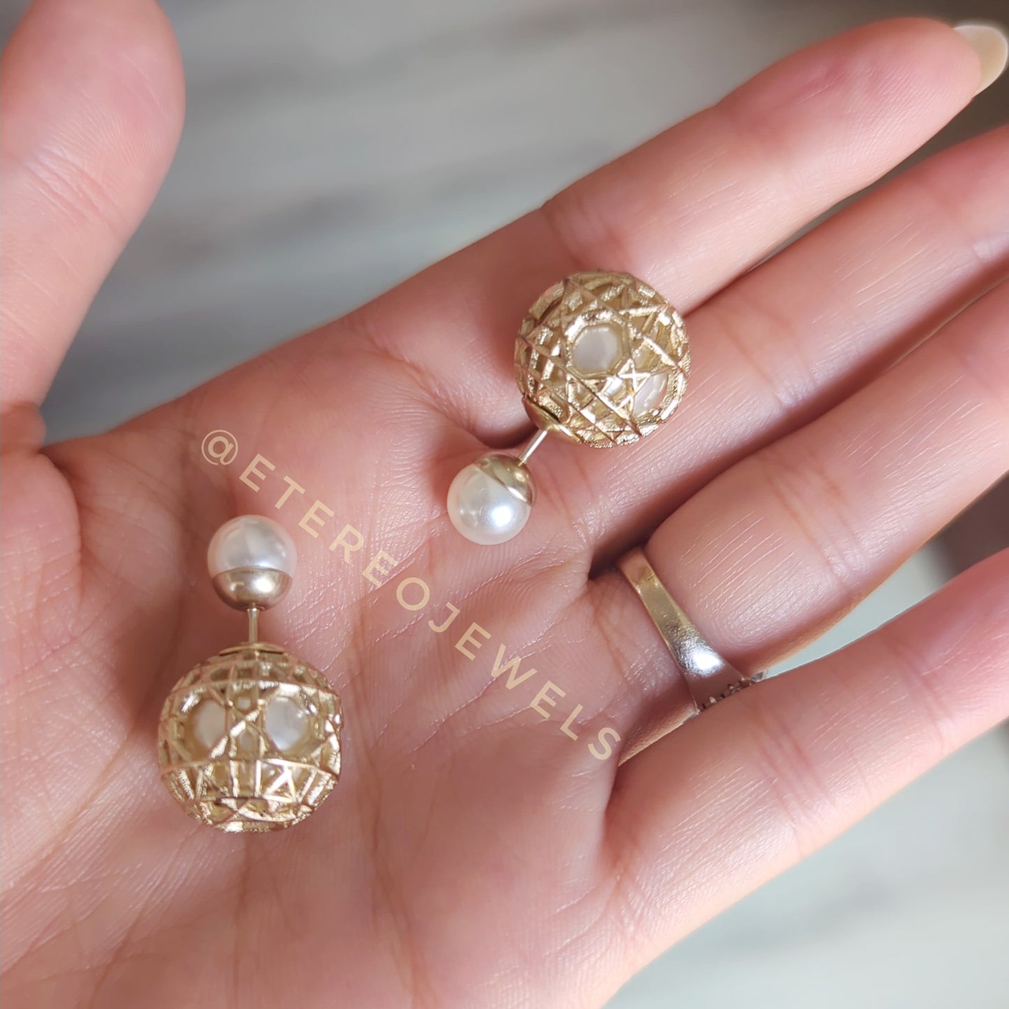 Cd Pearl Earrings Etereo