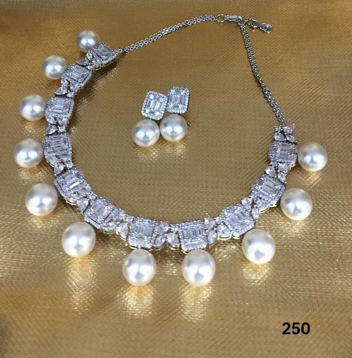 Necklace set