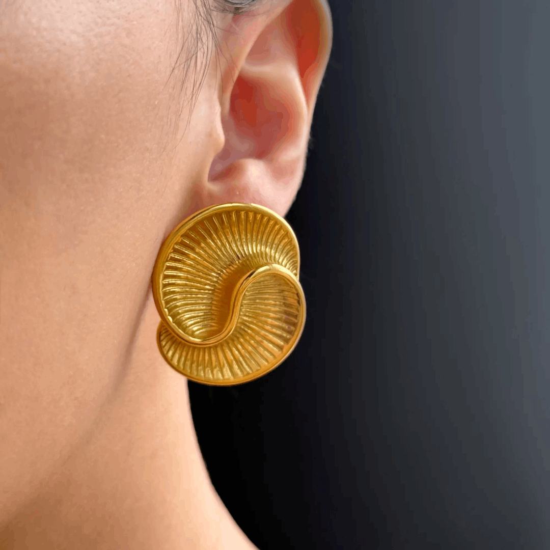 Swirl Gold Earrings
