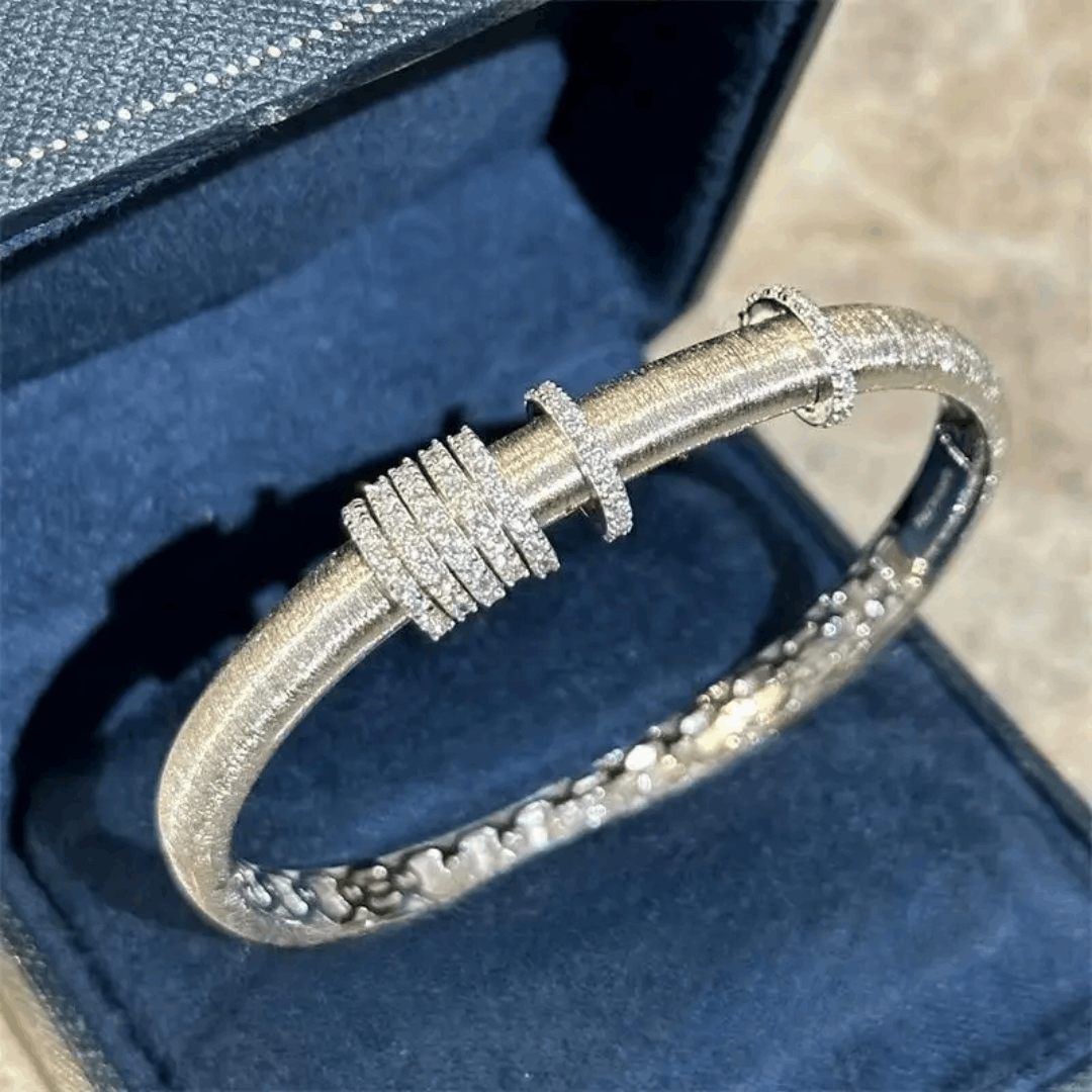 Moving Charms Bracelet