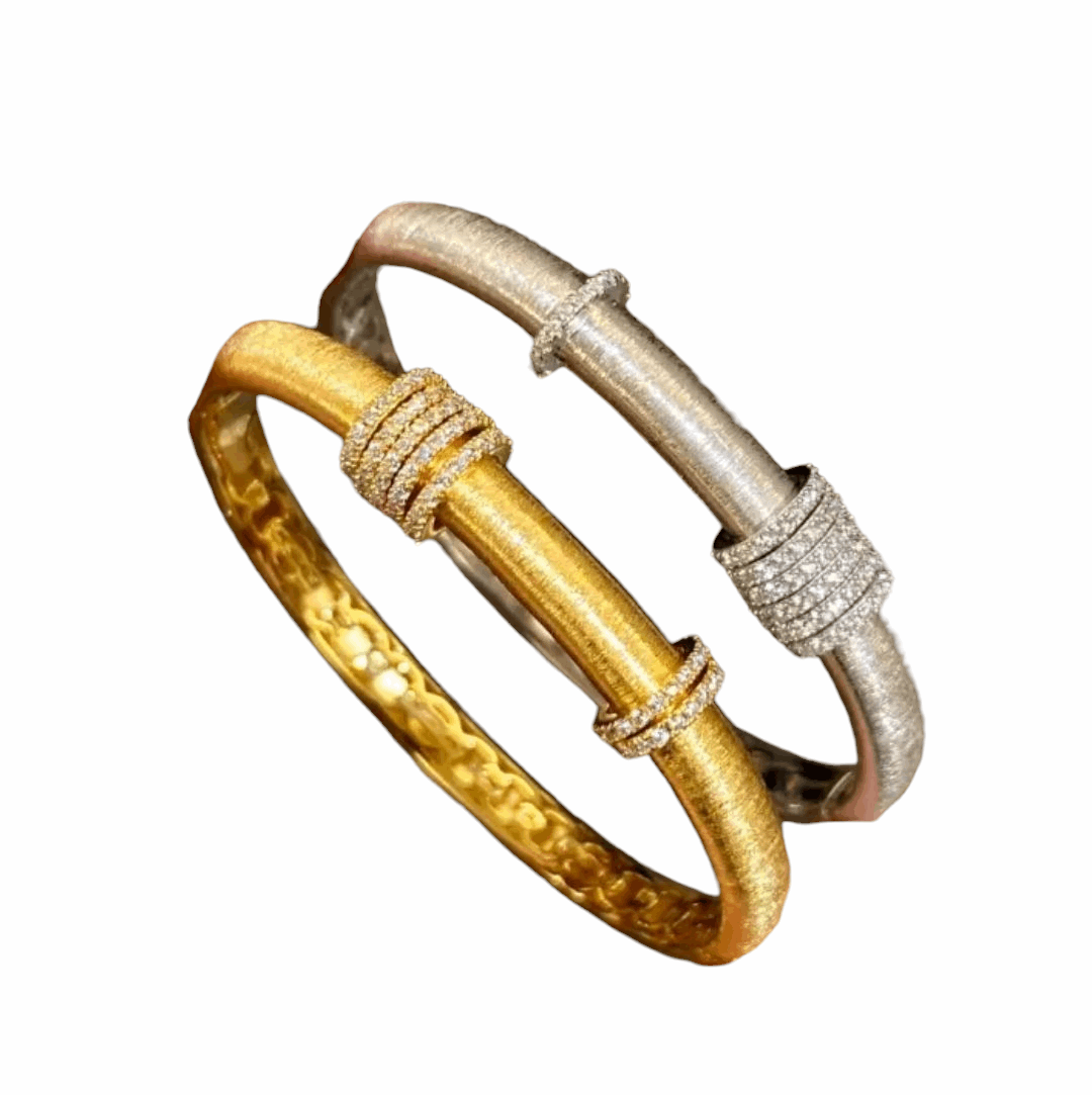 Moving Charms Bracelet