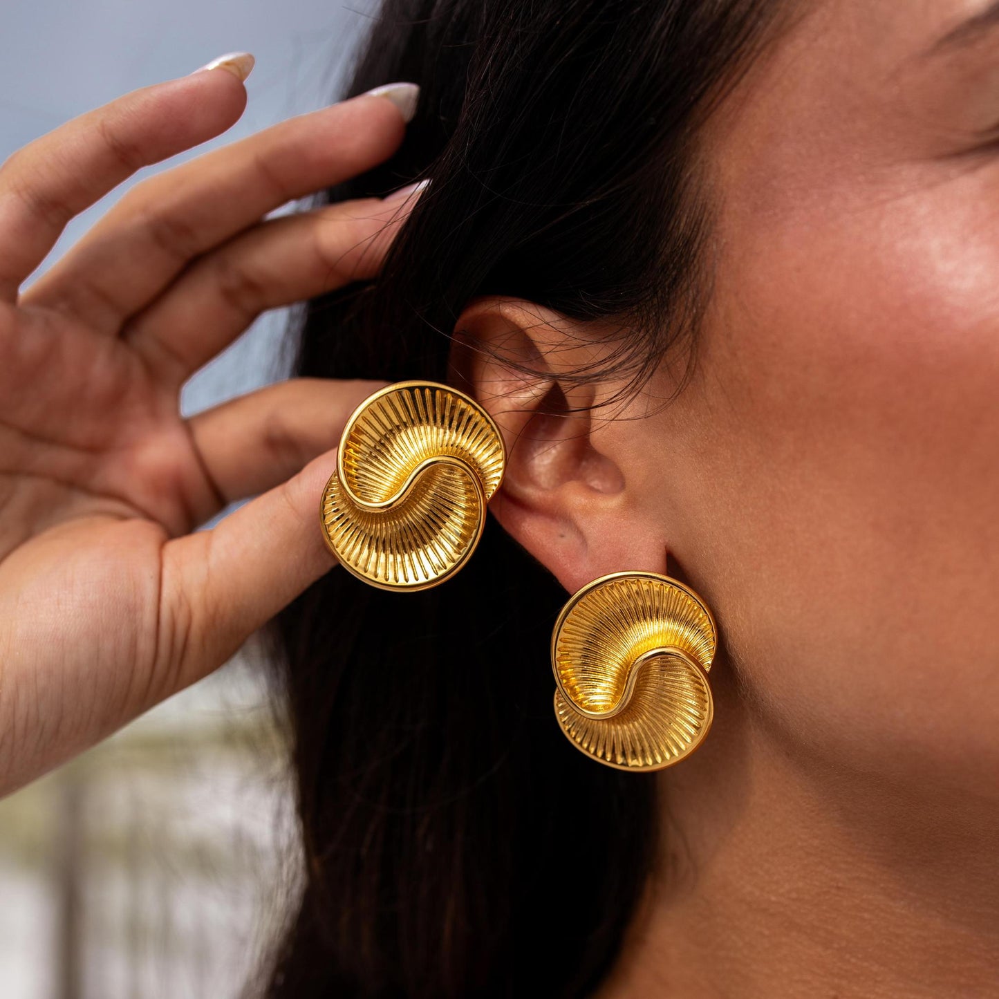 Swirl Gold Earrings