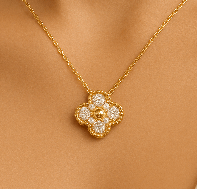 Clover Necklace Etereo with Cz