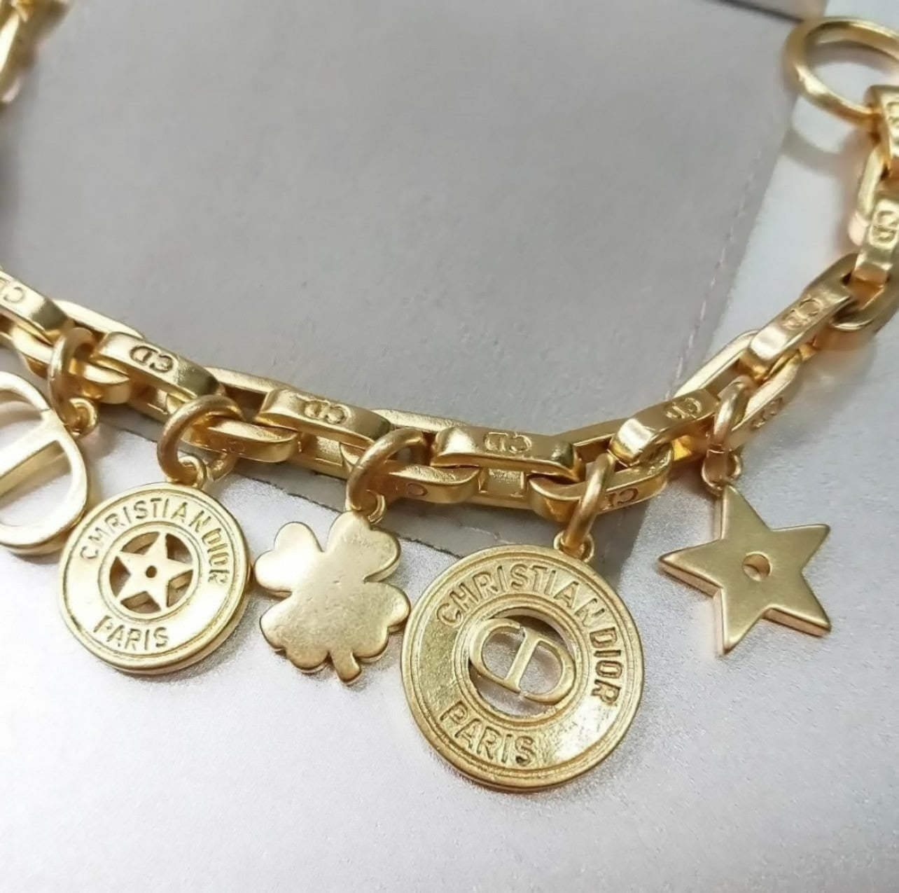 CD Bracelet Etereo Charms