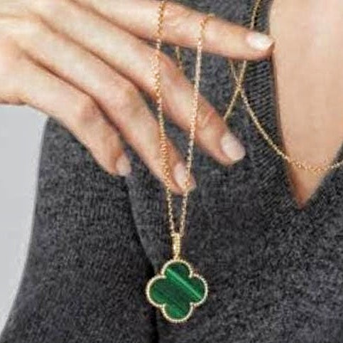 Clover Pendant Big