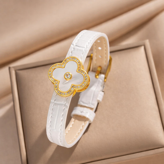 Clover Leather Bracelet Etereo