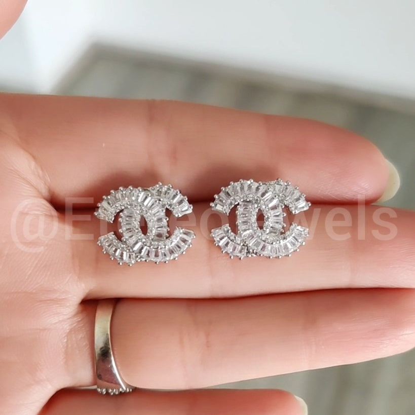 Cc Baguette Earrings Etereo