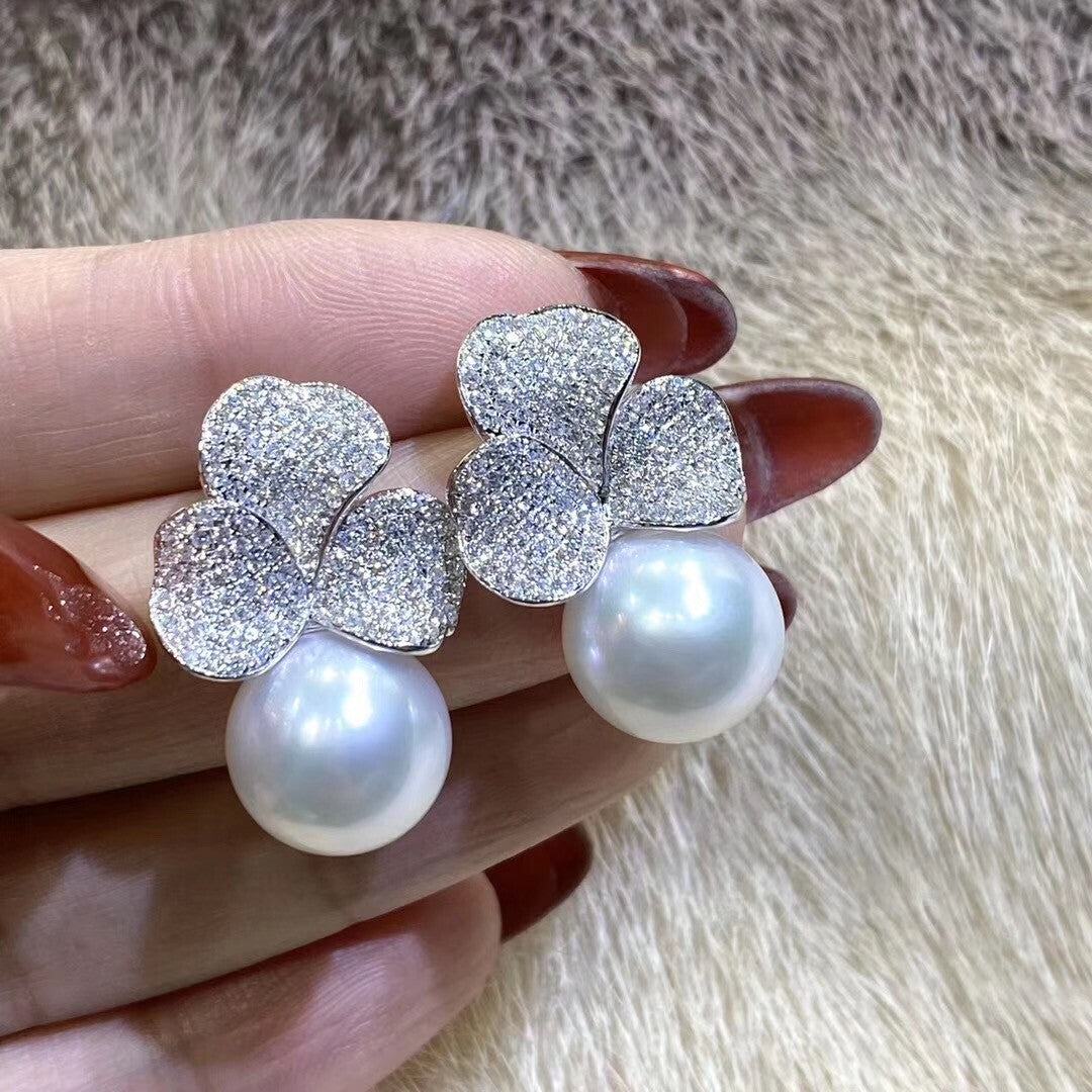 Flower Pearl Earrings